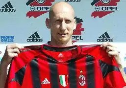 甜蜜宣布,吴克群携新,歌与佳人浪,Bet188,Sports,金宝博188bet体育,体育直播,体育赛事,APP下载,官方网地址