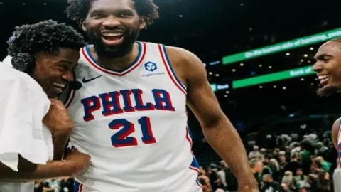 荷甲焦点战：海伦芬VS费耶诺德，激情对决，比分揭秘！