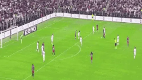 曼城以4-1完胜维拉，福登帽子戏法罗德里双助，紧贴榜首仅差一分